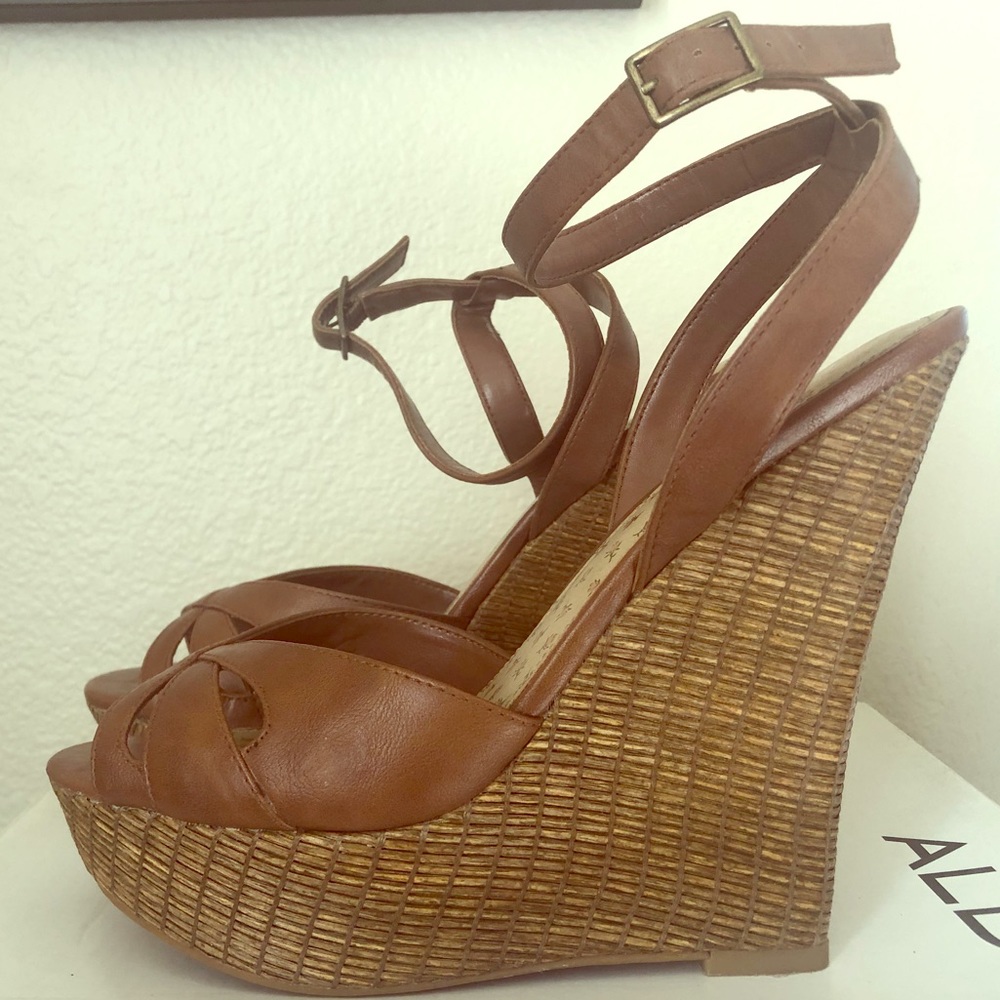Aldo wedges
